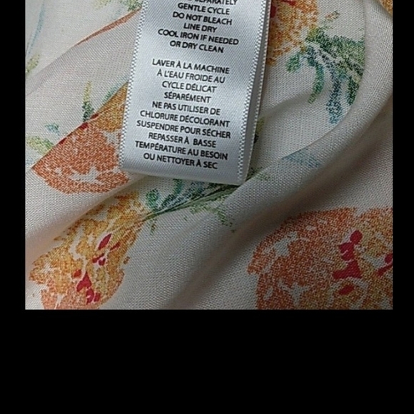 Beachlunchlounge Pineapple Print Button-Up Blouse - Picture 4 of 5